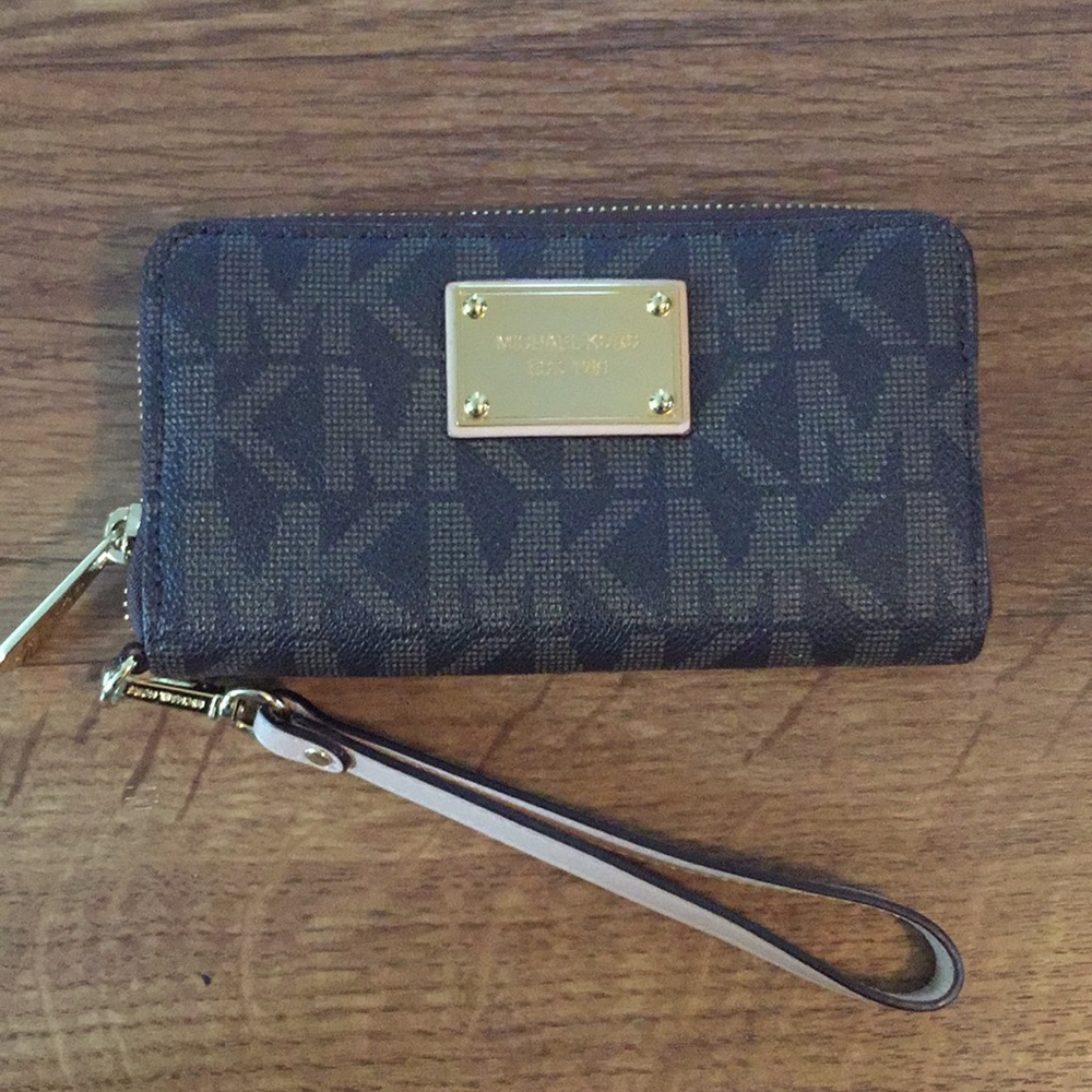 Michael Kors Wristlet.